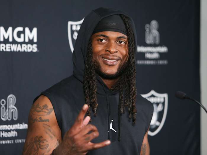 Las Vegas Raiders superstar WR Davante Adams to be featured in new program, "Receiver."
